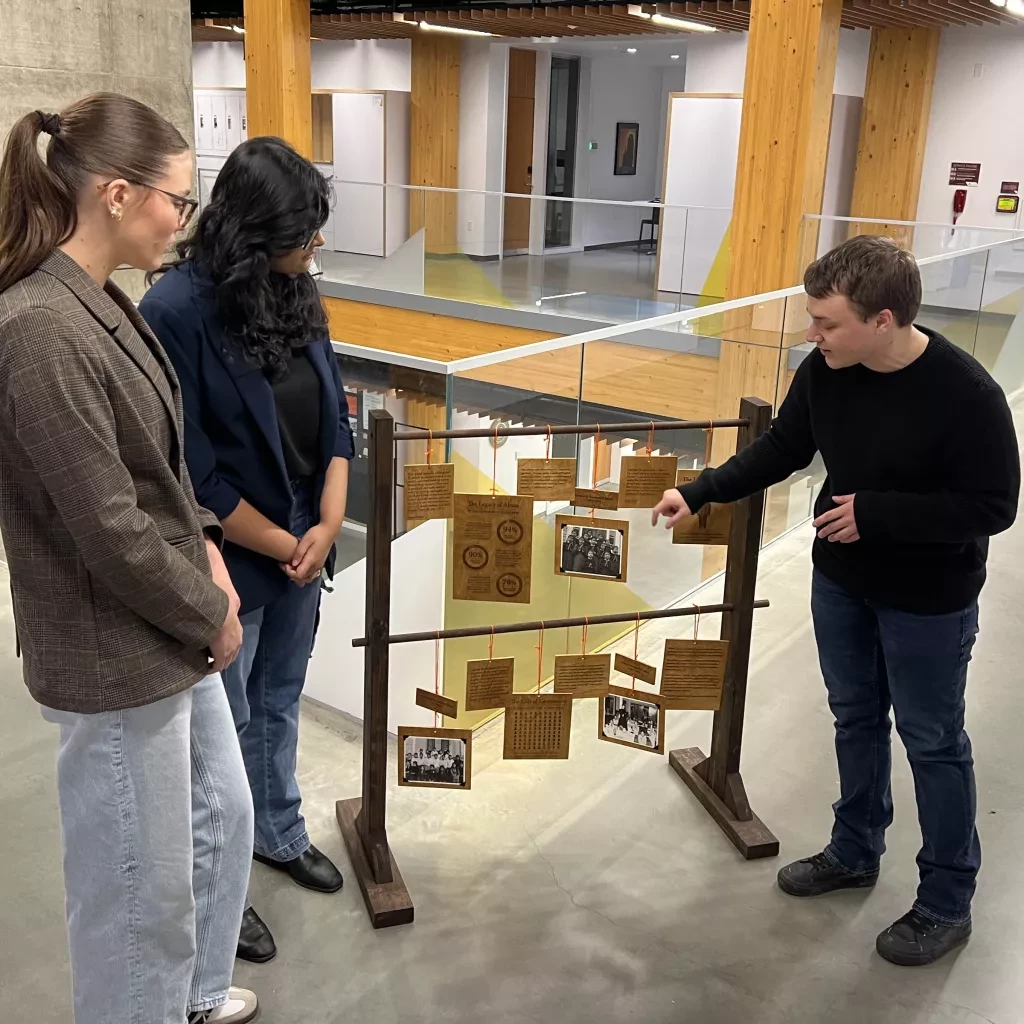 Gavin Ruim presenting his project